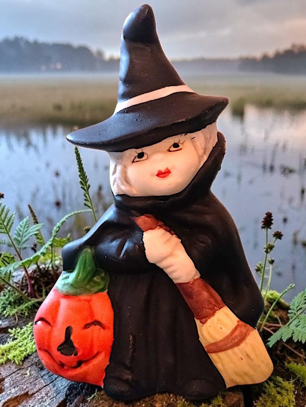 Vintage Mini Witch Figurine Pumpkin Broom Halloween 4" Brinns Ceramic Diorama